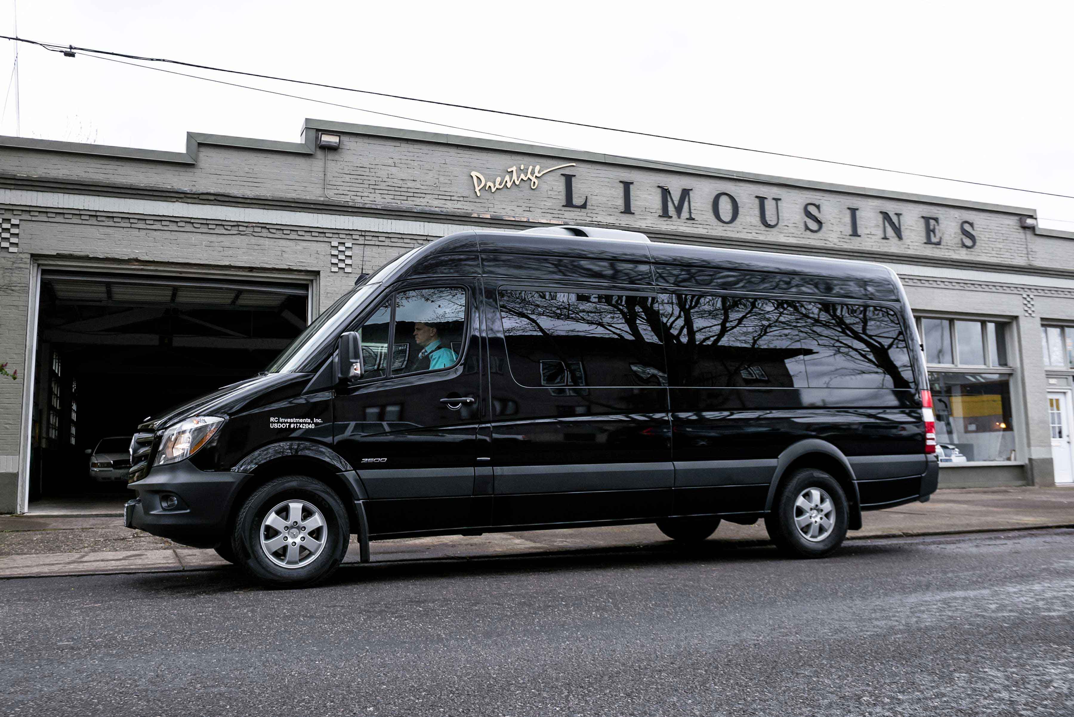 executive travel van